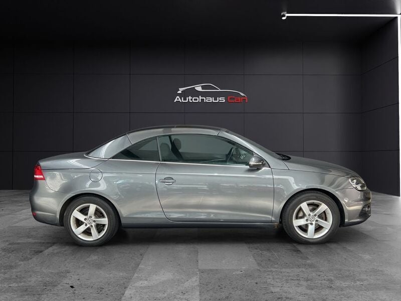 Grau Gebraucht 2011 VW Eos Cabrio | 5.990 € (Guter Preis) - Bild 1/4