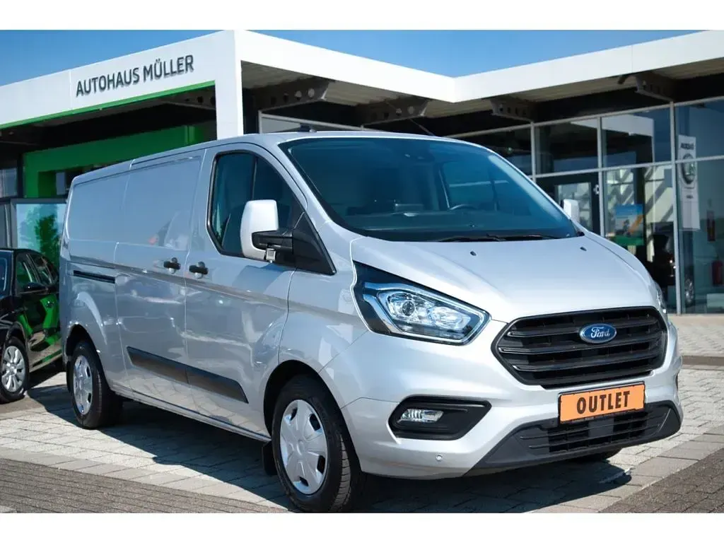 Gebraucht Ford Transit Custom 131 PS (96 kW) 2023 Polarsilber metallic Van