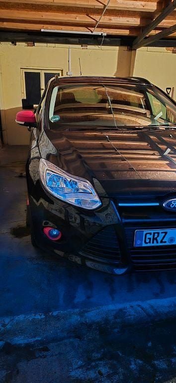 Gebraucht Ford Focus SYNC Edition 150 PS (110 kW) 2014 Schwarz Limousine