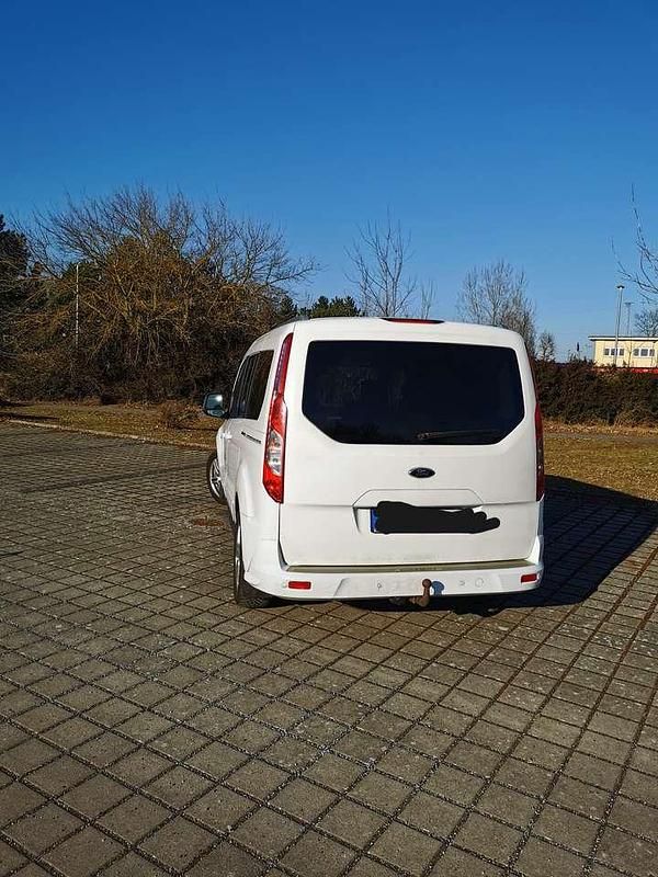 Gebraucht Ford Tourneo Trend 150 PS (110 kW) 2014 Weiß Kombi