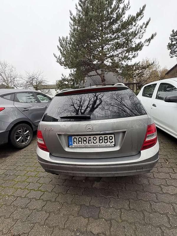 Gebraucht Mercedes C180 156 PS (114 kW) 2012 Grau Kombi