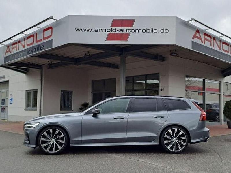Gebraucht Volvo V60 R-Design 197 PS (144 kW) 2021 Grau Kombi