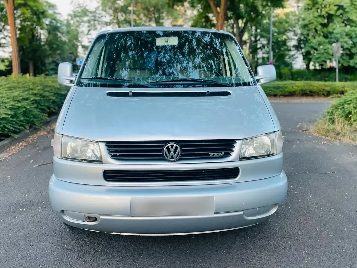Gebraucht VW Multivan 102 PS (75 kW) 2002 Grau Van / Kleinbus
