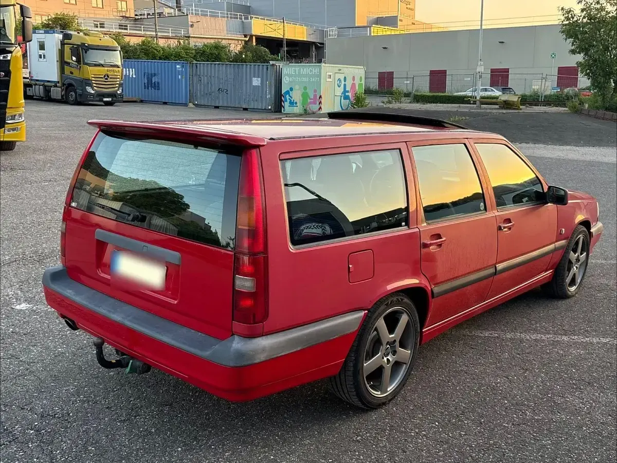 Gebraucht Volvo 850 226 PS (166 kW) 1994 Rot Kombi