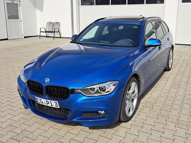 Blau Gebraucht 2013 BMW 320 M Performance Kombi | 22.990 € - Bild 1/4