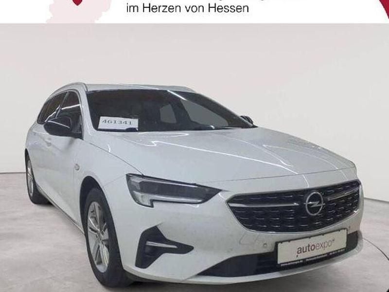 Jade weiß Gebraucht 2022 Opel Insignia Business Kombi | 16.490 € (Guter Preis) - Bild 1/4