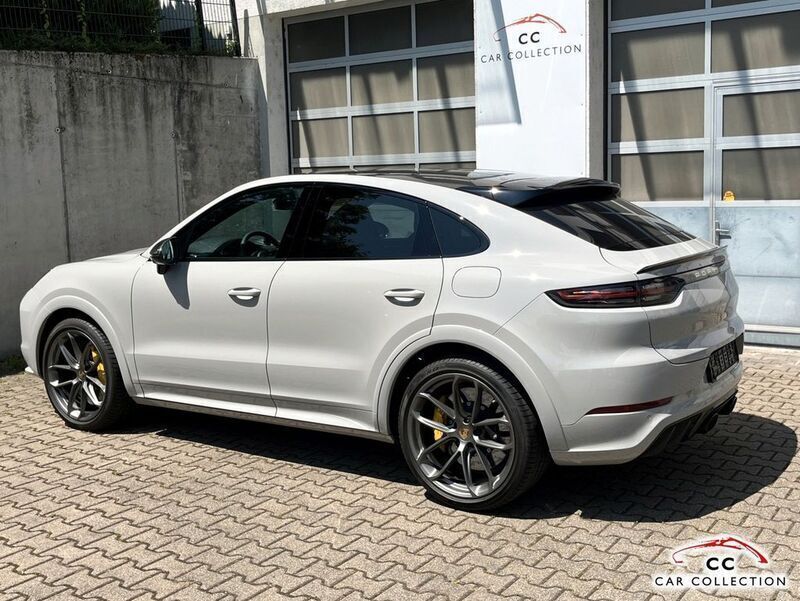 Kreide 3h Gebraucht 2022 Porsche Cayenne Turbo S SUV | 118.888 € (Teuer) - Bild 1/4