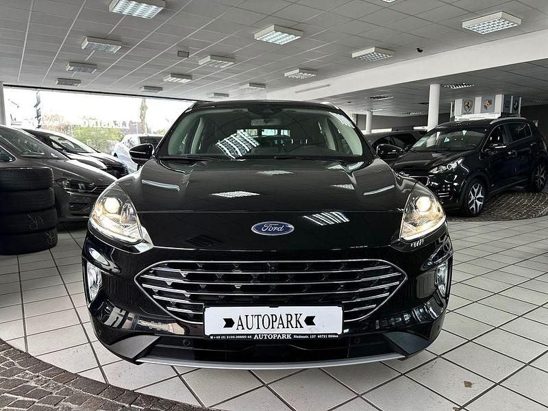 Gebraucht Ford Kuga Titanium 190 PS (139 kW) 2020 Agate black SUV