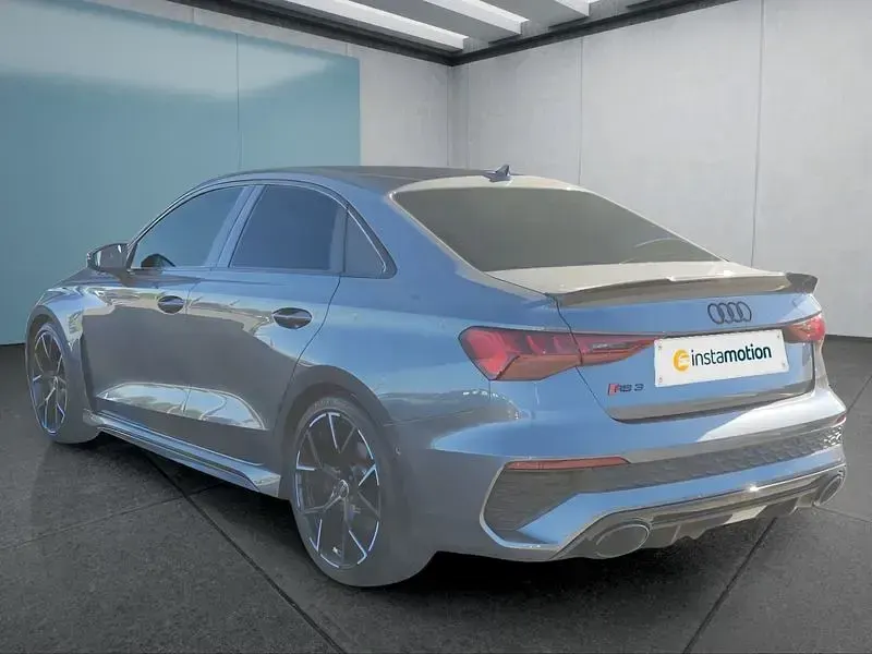 Gebraucht Audi RS3 400 PS (294 kW) 2023 Grau Limousine