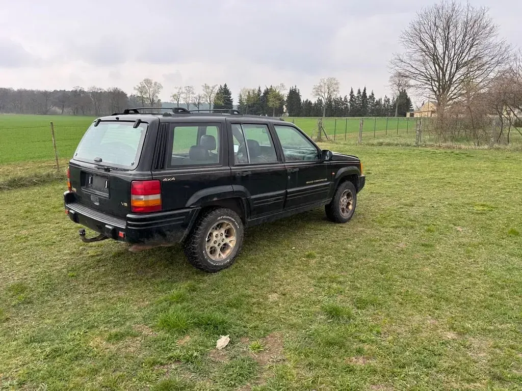 Gebraucht Jeep Grand Cherokee Limited 212 PS (155 kW) 1995 Schwarz SUV