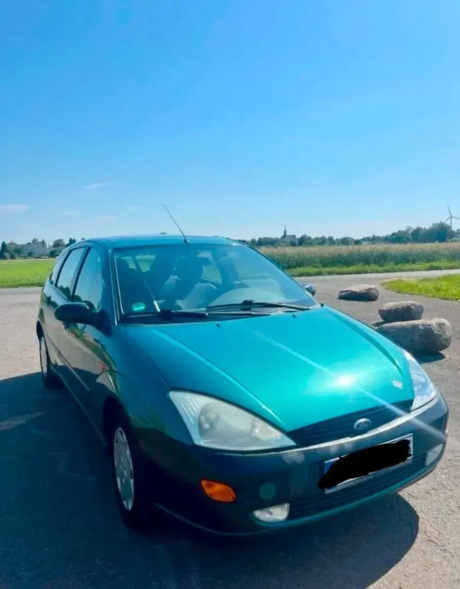 Gebraucht Ford Focus 116 PS (85 kW) 1999 Grün Kleinwagen