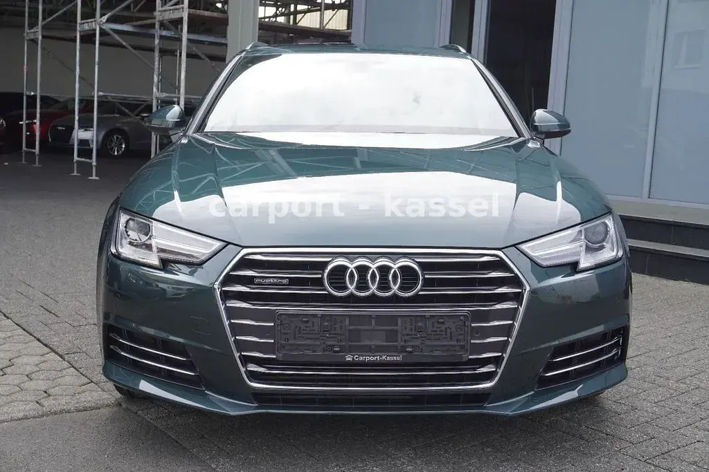 Gebraucht Audi A4 Design 252 PS (185 kW) 2016 Grün Kombi