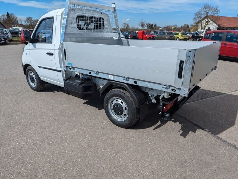 Neu Piaggio Porter 106 PS (77 kW) 2025 Weiß SUV