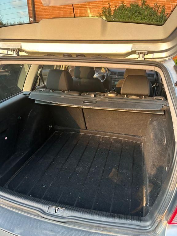 Gebraucht VW Golf IV Trendline 101 PS (74 kW) 2005 Grau Kombi