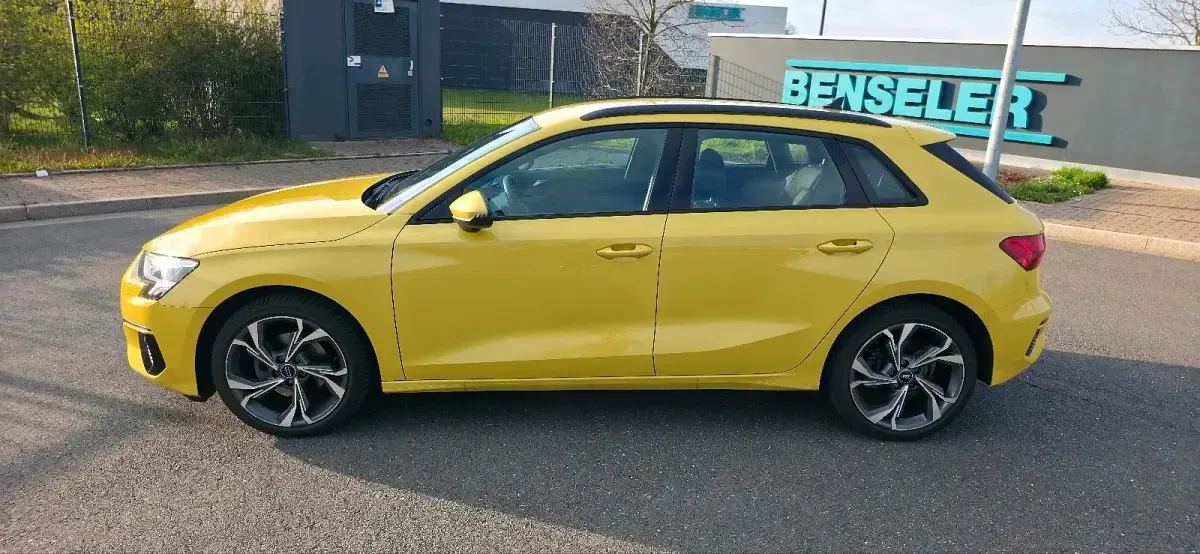 Gebraucht Audi A3 Design 150 PS (110 kW) 2023 Gelb Limousine