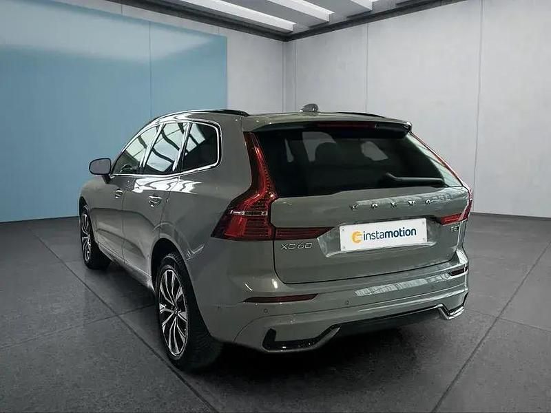 Gebraucht Volvo XC60 Plus 250 PS (183 kW) 2025 Grau SUV