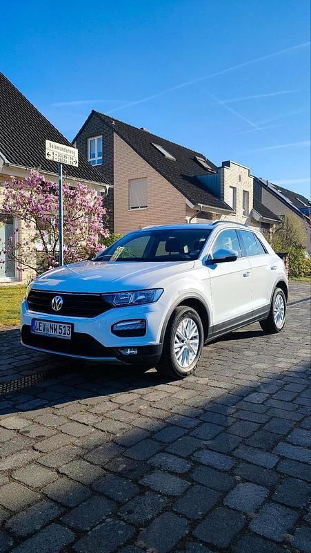 Weiß Gebraucht 2020 VW T-Roc Style SUV | 15.500 € (Superpreis) - Bild 1/4