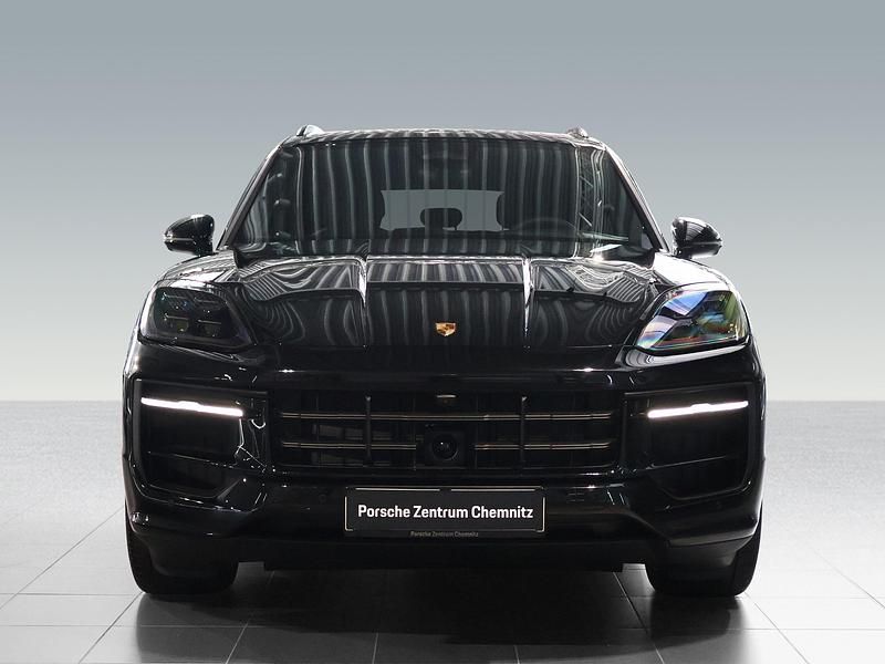 Gebraucht Porsche Cayenne 470 PS (345 kW) 2026 Schwarz SUV