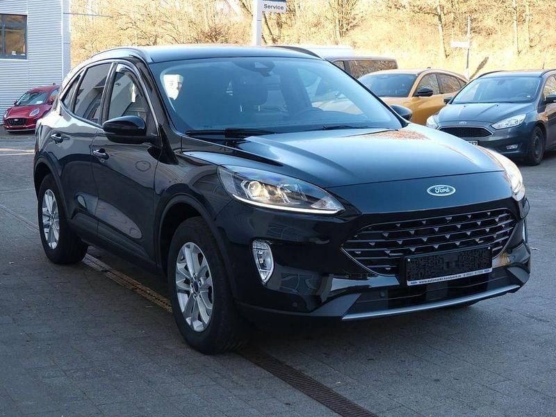 Gebraucht Ford Kuga Titanium 218 PS (160 kW) 2022 Schwarz SUV