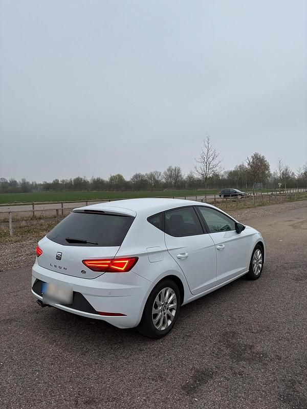 Gebraucht Seat Leon FR 150 PS (110 kW) 2019 Weiß Kleinwagen