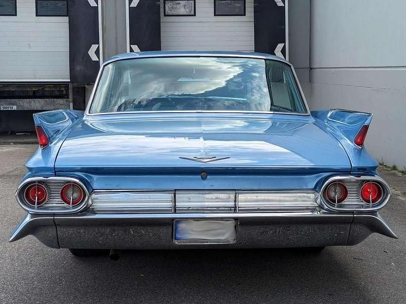 Gebraucht Cadillac Deville 325 PS (239 kW) 1961 Blau Limousine