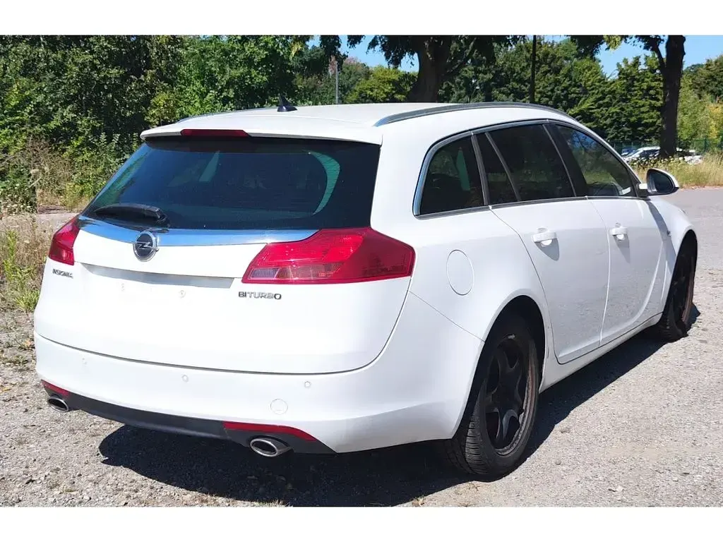 Gebraucht Opel Insignia S 194 PS (142 kW) 2013 Weiß Kombi