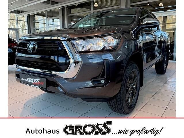Gebraucht Toyota HiLux Comfort 150 PS (110 kW) 2024 Grau Abholung
