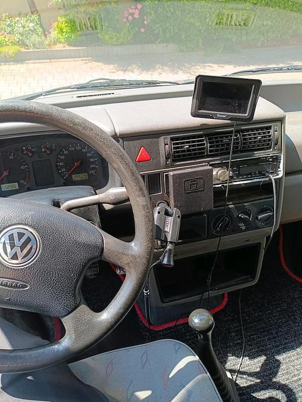 Second-hand VW Transporter 70 CP (51 kW) 2002 Alb Van