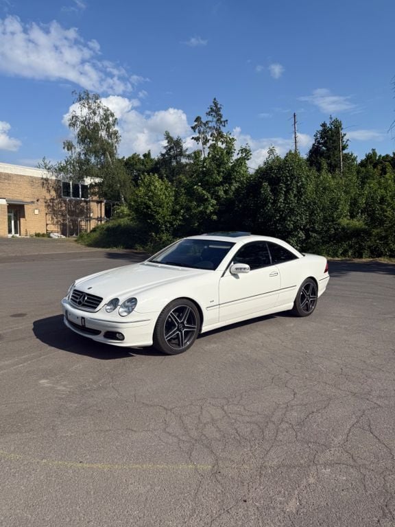 Weiß Gebraucht 2004 Mercedes CL500 AMG Coupé | 15.999 € (Fairer Preis) - Bild 1/4