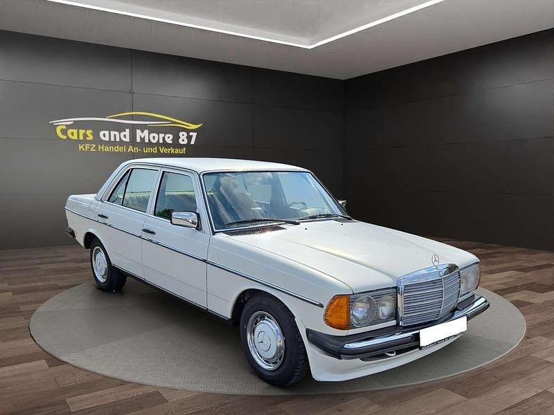 Gebraucht Mercedes 200 AMG 60 PS (44 kW) 1980 Weiß Limousine