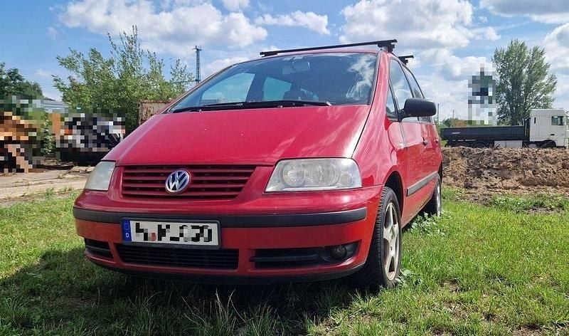 Rot Gebraucht 2001 VW Sharan Basis Van / Kleinbus | 1.800 € (Guter Preis) - Bild 1/4