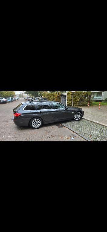 Grau Gebraucht 2016 BMW 530 Sport Line Kombi | 11.500 € (Fairer Preis) - Bild 1/4