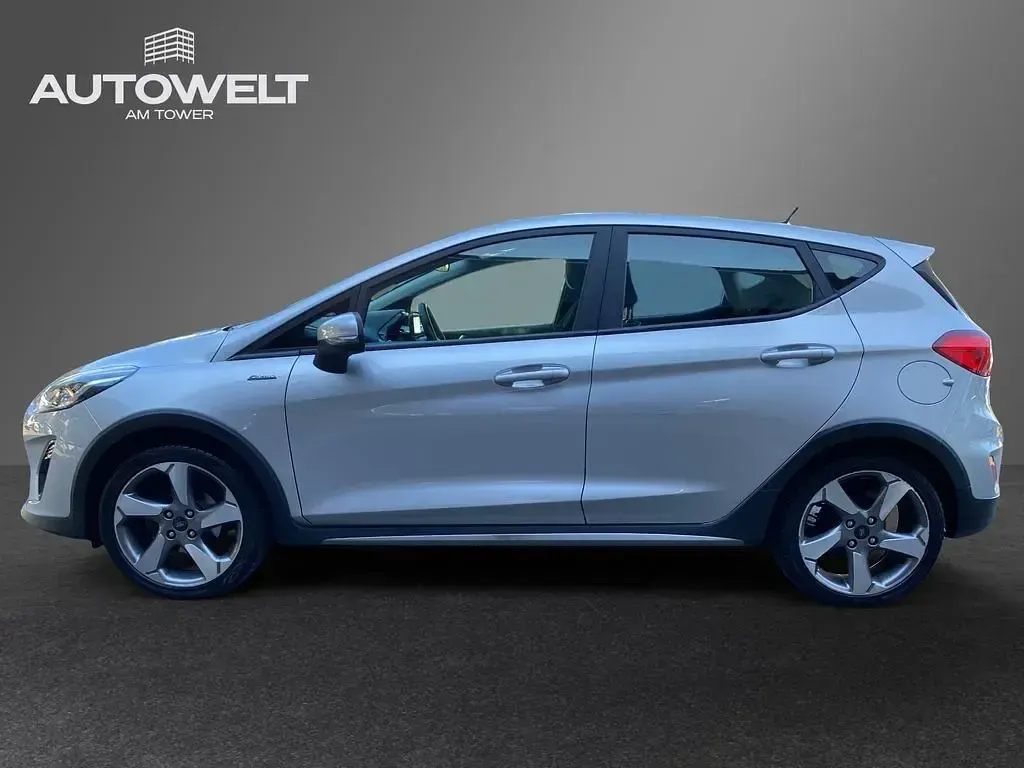 Gebraucht Ford Fiesta Active 86 PS (63 kW) 2018 Silber Kleinwagen