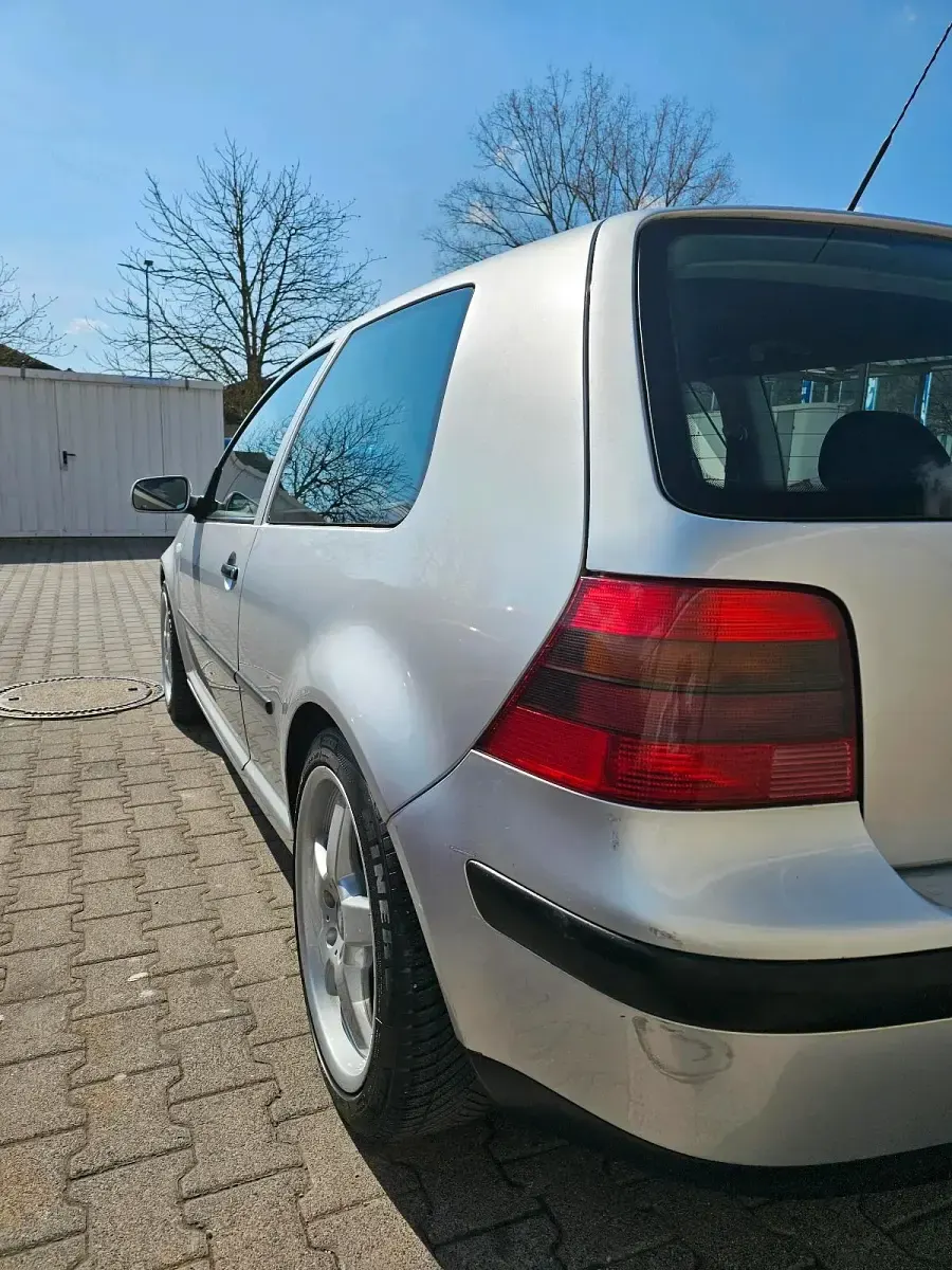 Gebraucht VW Golf IV 75 PS (55 kW) 2003 Silber Limousine