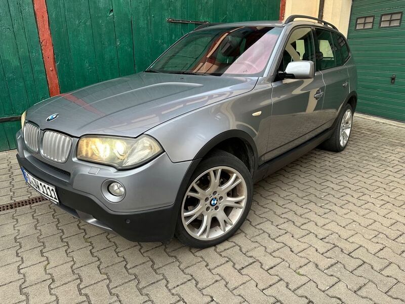 Grau Gebraucht 2007 BMW X3 SUV | 8.200 € (Etwas zu teuer) - Bild 1/4