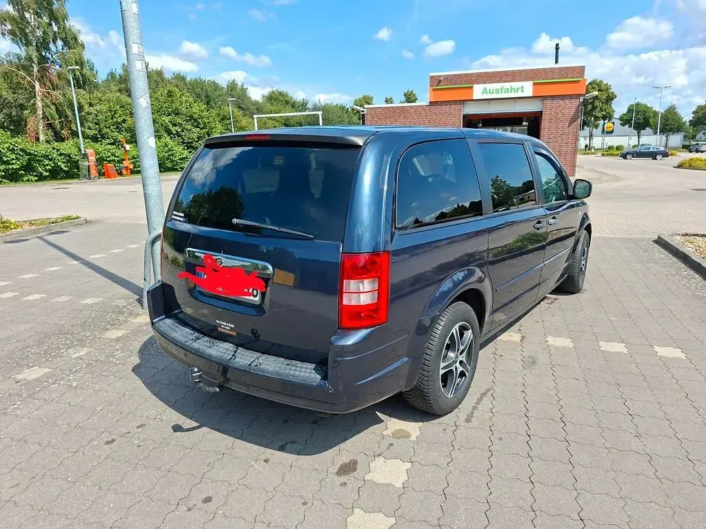 Gebraucht Chrysler Grand Voyager 163 PS (119 kW) 2009 Blau Van / Kleinbus