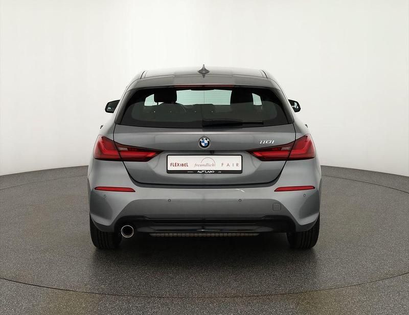 Gebraucht BMW 118 Sport Line 136 PS (100 kW) 2024 Grau Kleinwagen
