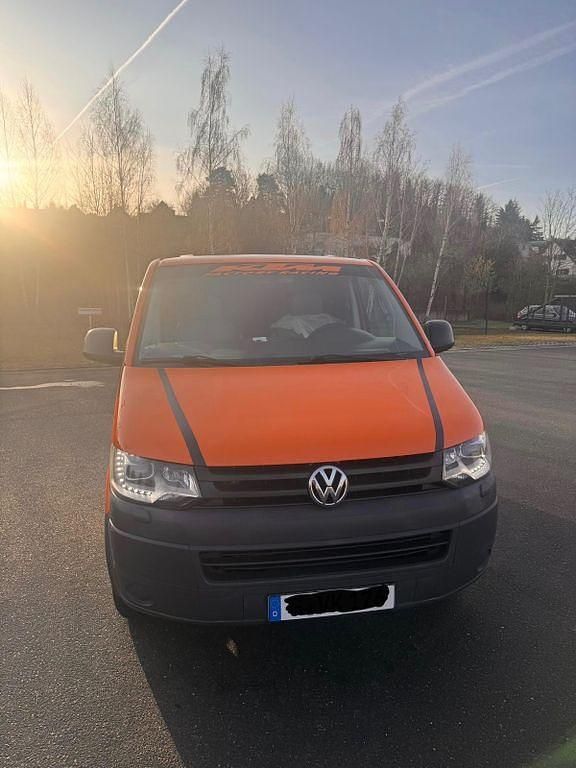 Gebraucht VW Transporter 179 PS (131 kW) 2012 Orange Van