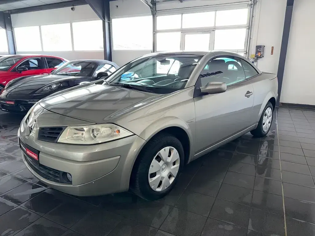 Gebraucht Renault Mégane Cabriolet Authentique 111 PS (81 kW) 2007 Beige Cabrio