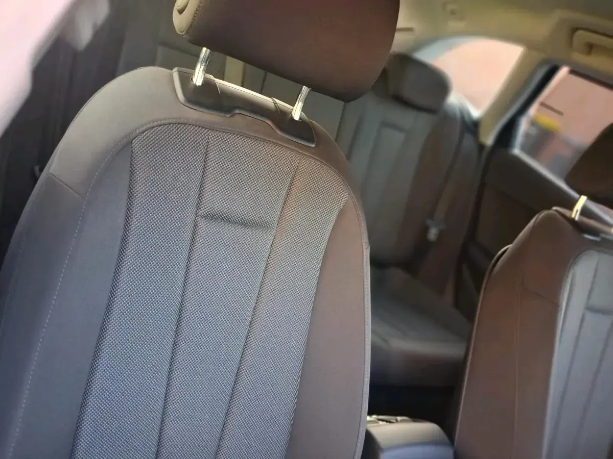 Gebraucht Audi A4 150 PS (110 kW) 2024 Schwarz Kombi