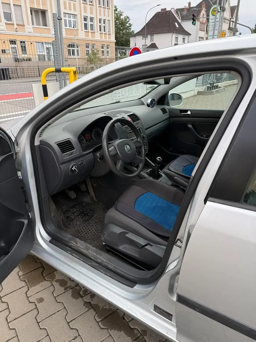 Gebraucht VW Golf IV 116 PS (85 kW) 2004 Silber Kleinwagen