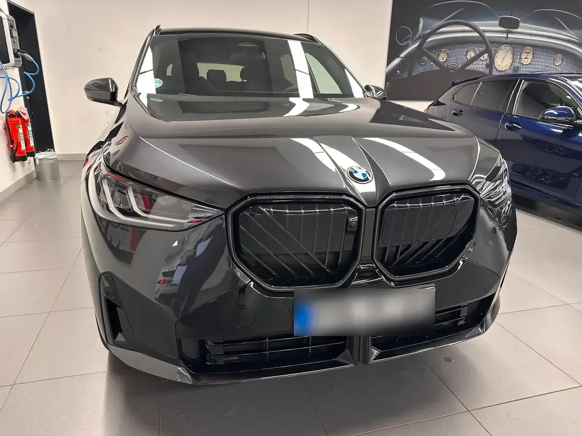 Gebraucht BMW X3 Comfort Edition 197 PS (144 kW) 2025 Schwarz SUV