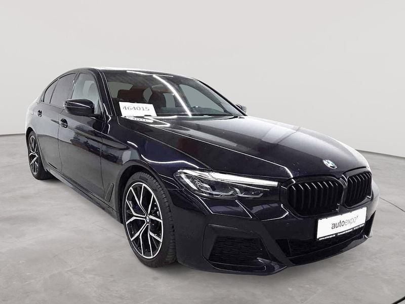 Gebraucht BMW 530 Sport Line 286 PS (210 kW) 2022 Carbonschwarz metallic Limousine