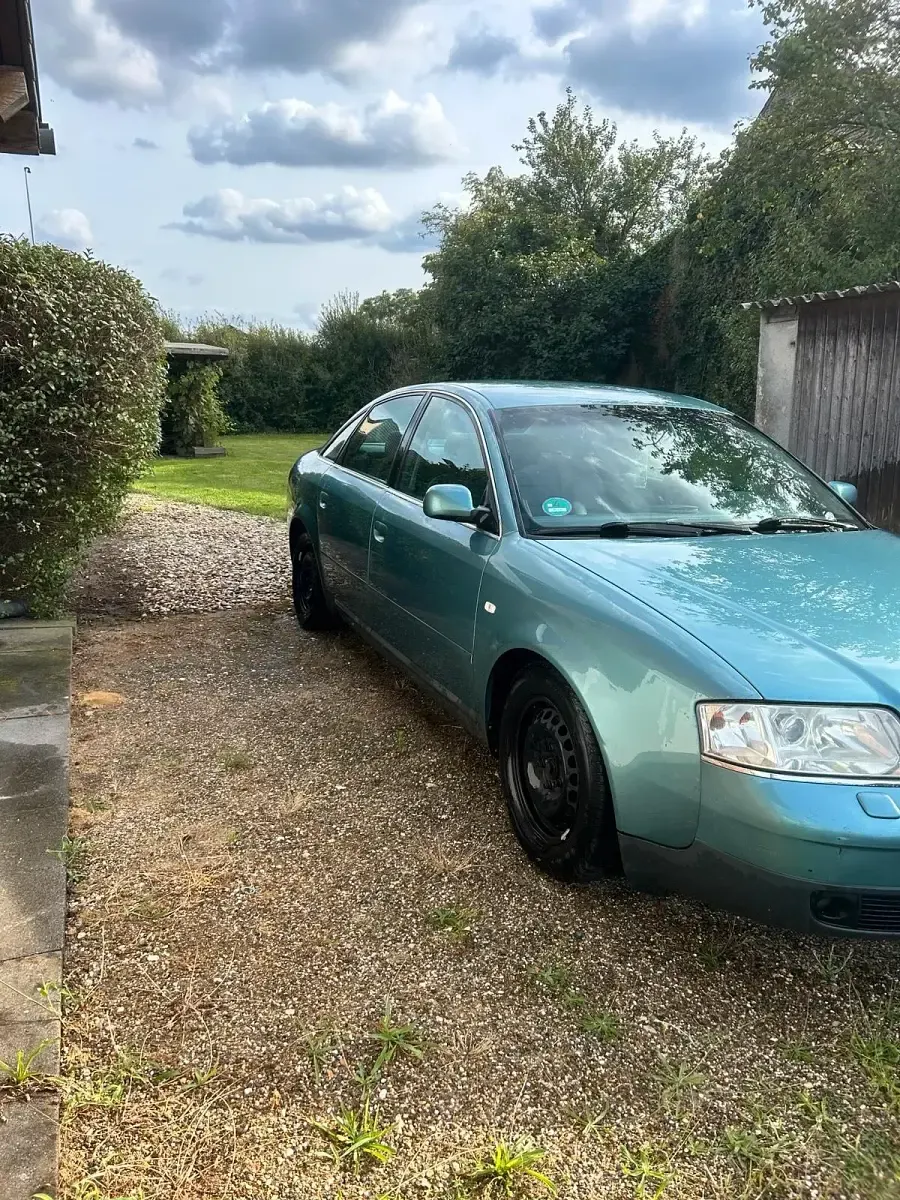 Używany Audi A6 110 KM (80 kW) 1997 Zielony Sedan/Limuzyna