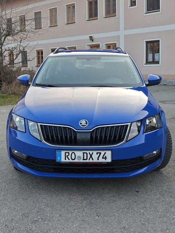 Gebraucht Skoda Octavia Ambition 116 PS (85 kW) 2019 Blau Kombi