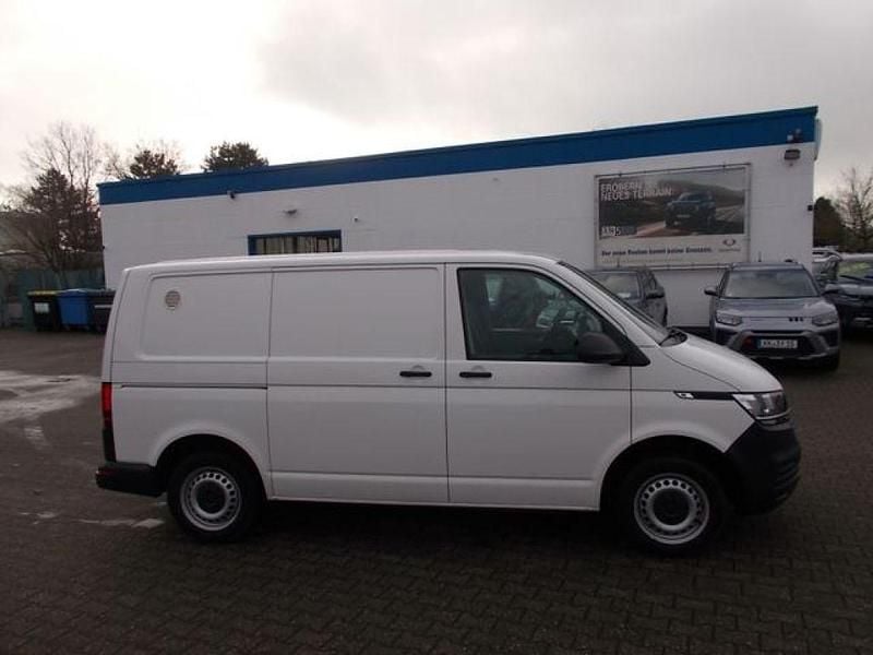 Gebraucht VW T6.1 110 PS (80 kW) 2020 Candyweiß Van
