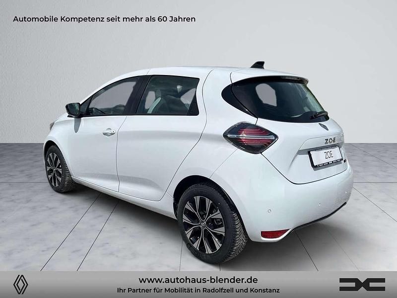 Gebraucht Renault Zoe Evolution 100 kW (136 PS) 2024 Arktisweiß Kleinwagen