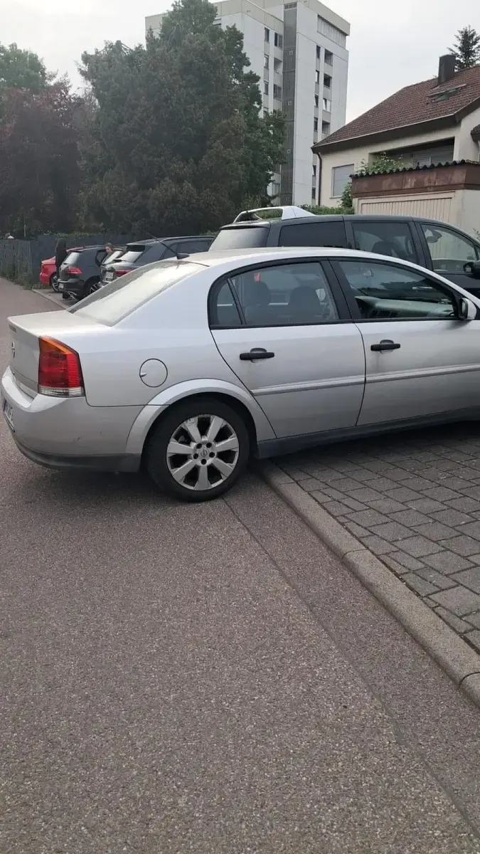 Usata Opel Vectra 150 CV (110 kW) 2005 Grigio Berlina