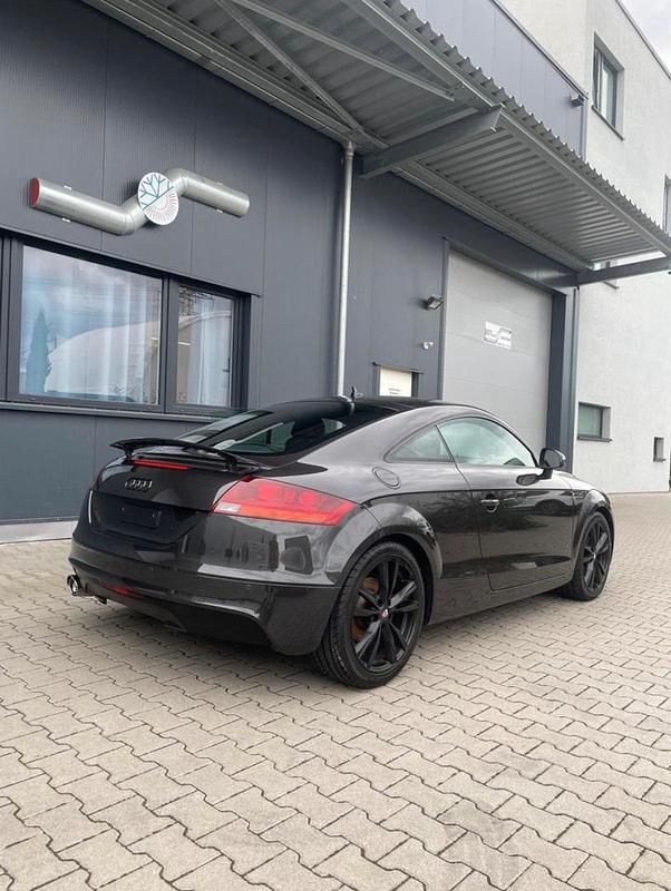 Grau Gebraucht 2012 Audi TT Design Coupé | 10.600 € (Guter Preis) - Bild 1/4