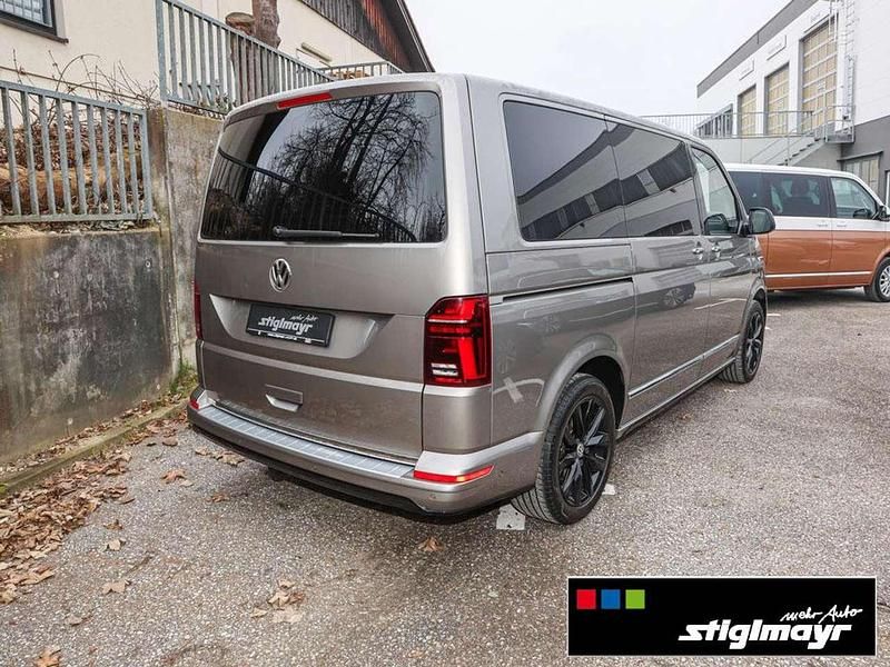 Gebraucht VW Multivan Generation Six 204 PS (150 kW) 2021 Mojave beige metallic Van